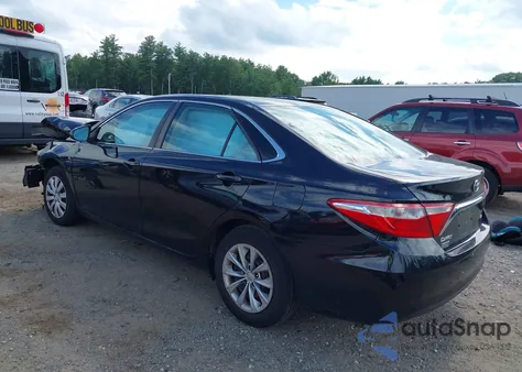2016 Toyota Camry Le z USA, uszkodzony, nr VIN 4T4BF1FK2GR532179
